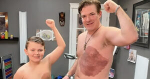 Read more about the article To make his son feel better about his birthmark, a father endured 30 hours of tattoo pain.