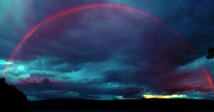 Read more about the article We’ve all seen rainbows, but have you ever seen a moonbow, a night rainbow lit by the Moon?