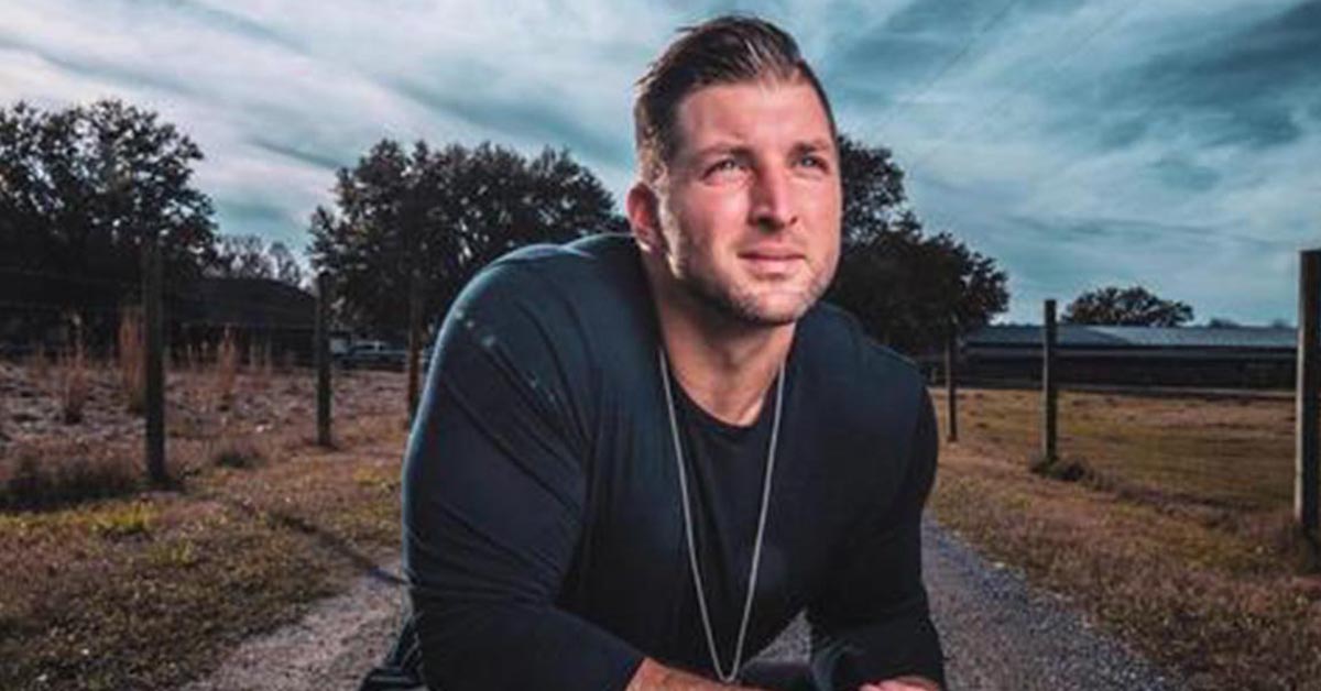 You are currently viewing Tim Tebow: “There is only one MVP, and He died on a cross to save people.”