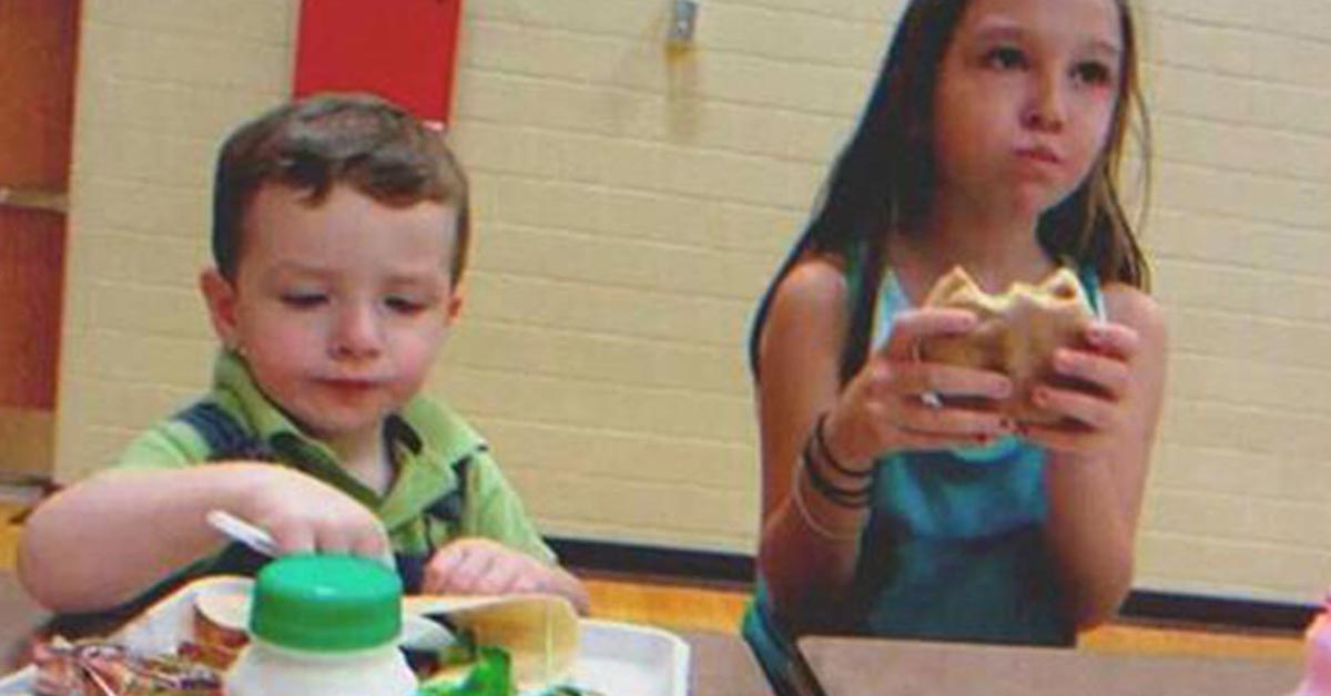 Read more about the article A kid gives a poor girl his lunch, and the next day she picks him and his grandmother up in a black SUV